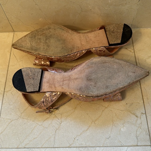 Rochas Pointed Brocade Flats in Pink (size 39) - Picture 7 of 8